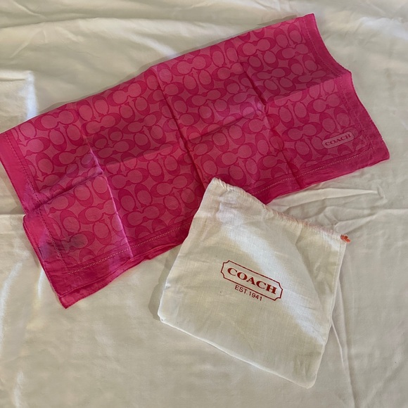 Authentic Coach Signature “C” scarf - Hot Pink - Picture 3 of 4